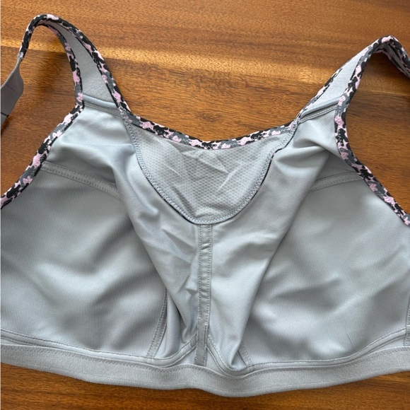 NEW Glamorise Sports Bra Cami Wire-Free Grey Pink New Without Tags Plus Size - Picture 6 of 6